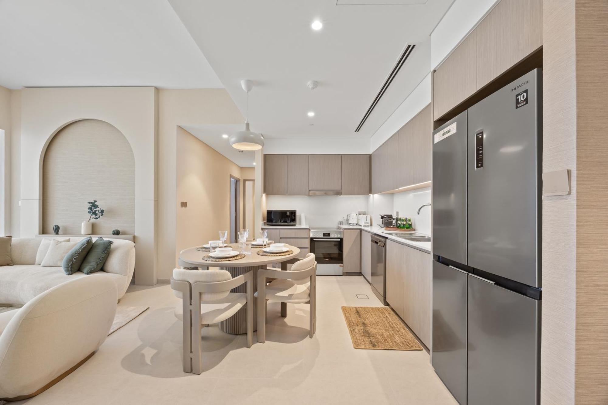 Elite Escapes - 2 Bhk Luxurious - Grande Signature * Dubai
