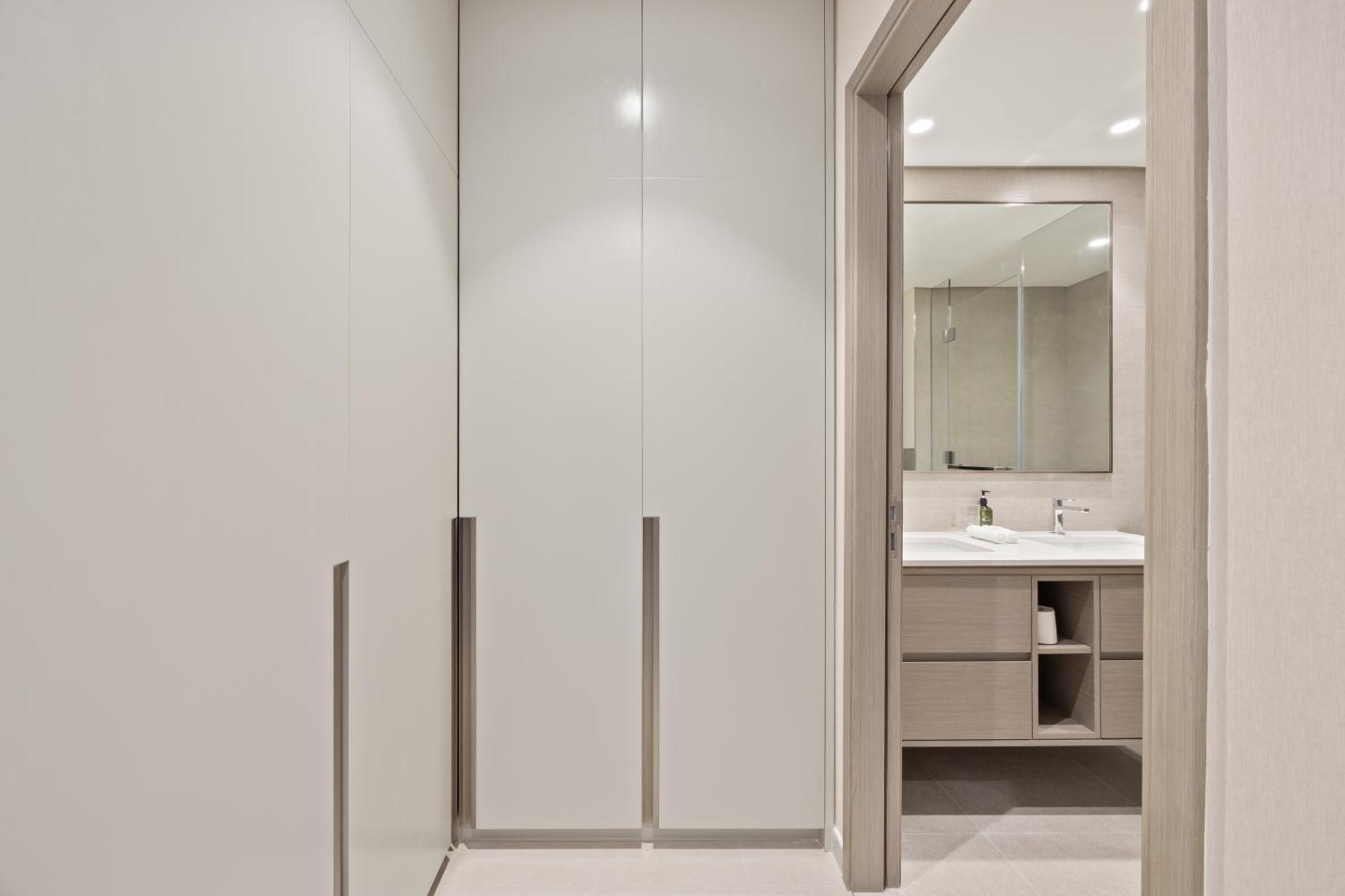 Elite Escapes - 2 Bhk Luxurious - Grande Signature * Dubai